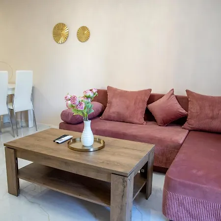 Apartment One Bed Symphony Warna