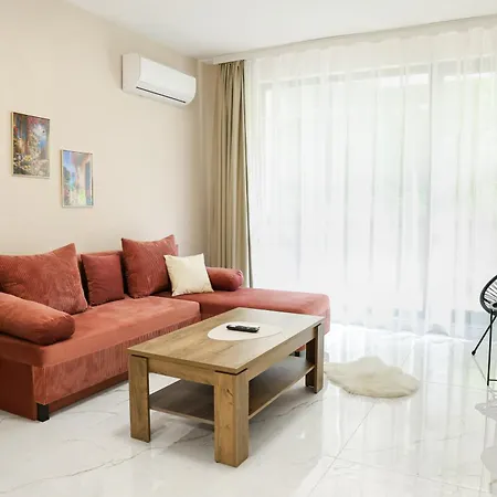 One Bed Symphony Apartment Warna