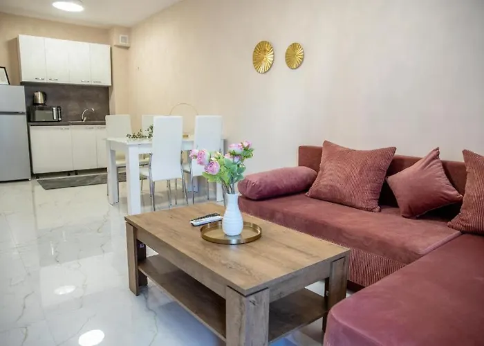 One Bed Symphony Apartment